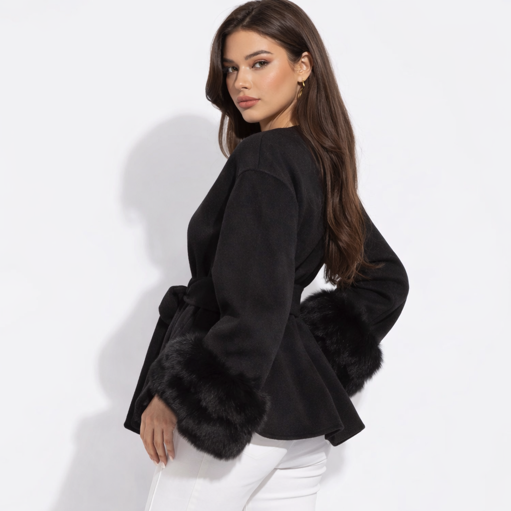 The Victoria Moss in Black