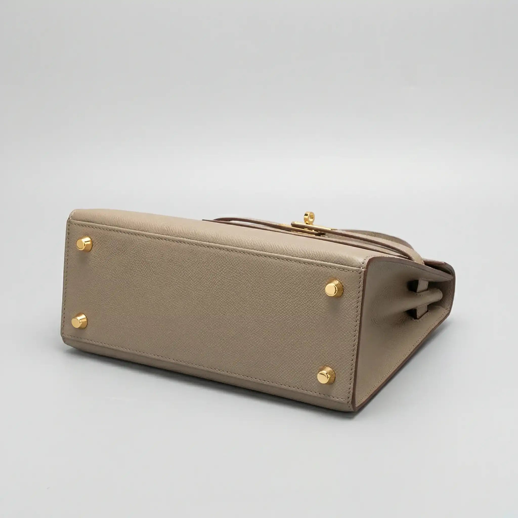 Aurelia  25  HandBag